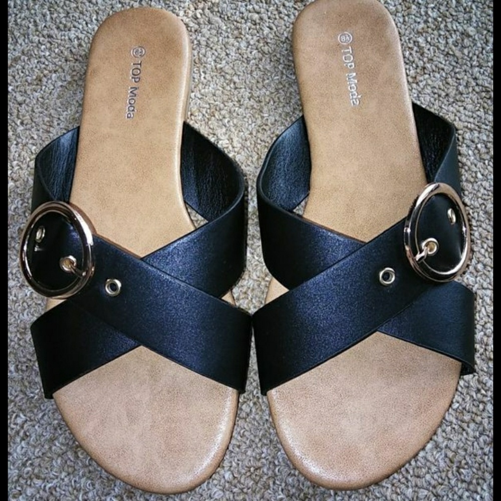 Sandles